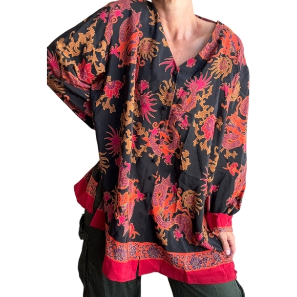 Diane Von Furstenberg 100% Silk Black and Red Dragon Print Tunic Sz S - Picture 1 of 10